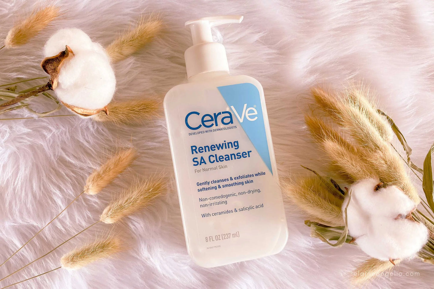 Cerave Renewing SA Cleanser 237 ml